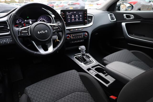 KIA CEE D Ceed Sportswagon 1.5 T-GDi DynamicLine AUTOMAAT! CAMERA STUUR+STOELVERWARMING CARPLAY ACC NAVI DAB DEALER-ONDERHOUDEN LMV ENZ!