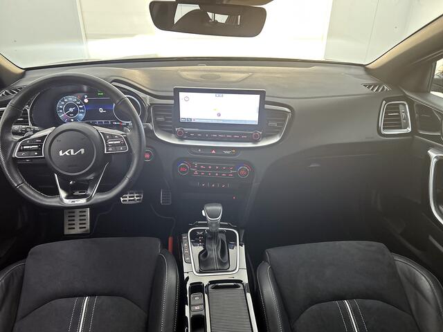 KIA CEE D Ceed Sportswagon 1.5 T-GDi GT-Line Interesse in deze Kia? Deze is uitsluitend te bezichtigen op basis afspraak in Kia Breda