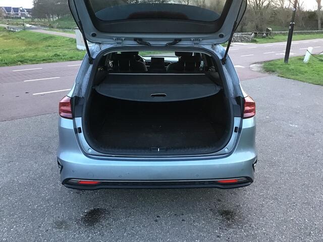 KIA CEE D Ceed Sportswagon 1.0 T-GDi DynamicPlusLine Bj2018 station btw apk september2026