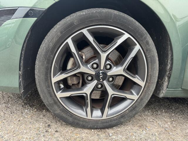 KIA CEE D Ceed Sportswagon 1.6 GDI PHEV DynamicPlusLine // FULL LED // KEYLESS // CAMERA+SENSOREN // STOEL+STUURVERWARMING // CARPLAY //