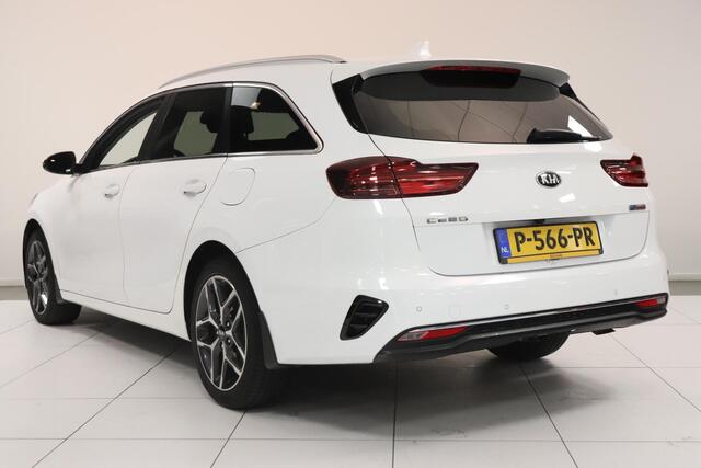 KIA CEE D Ceed Sportswagon 1.5 T-GDi DynamicPlusLine | cruise control | Camera | Climate control | Stuur & stoelverwarming | AppleCarplay AndroidAuto navigatie | Trekhaak |