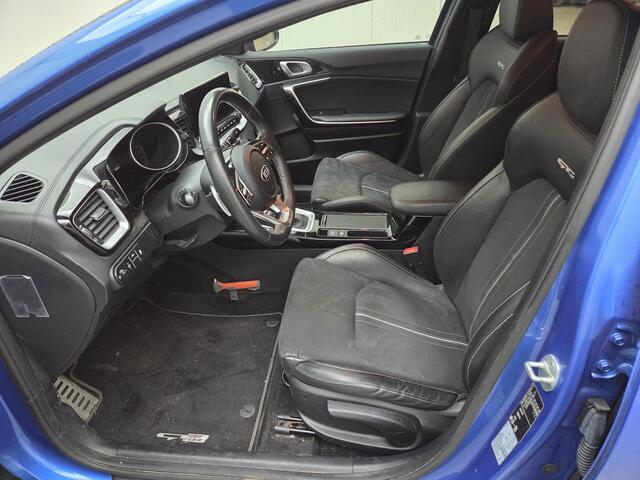 KIA CEE D Ceed Sportswagon 1.5 T-GDi MHEV GT-Line Edition | Trekhaak afneembaar | Adaptive cruise control | Stoelverwarming | Stuurwielverwarming | JBL Speakers | Camera