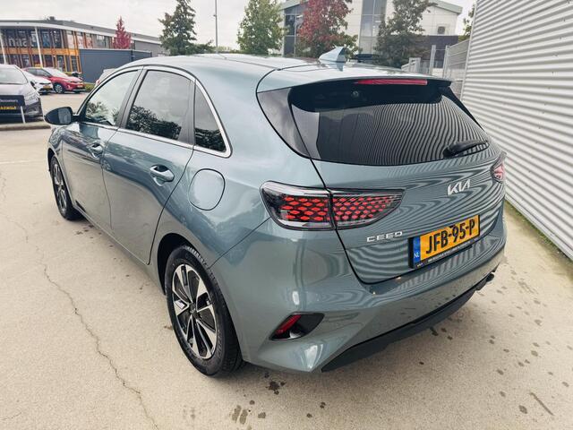 KIA CEE D Ceed 1.0 T-GDi DynamicPlusLine Demo auto ! Kmstand kan iets variëren ! Informeer altijd even of de auto aanwezig is !