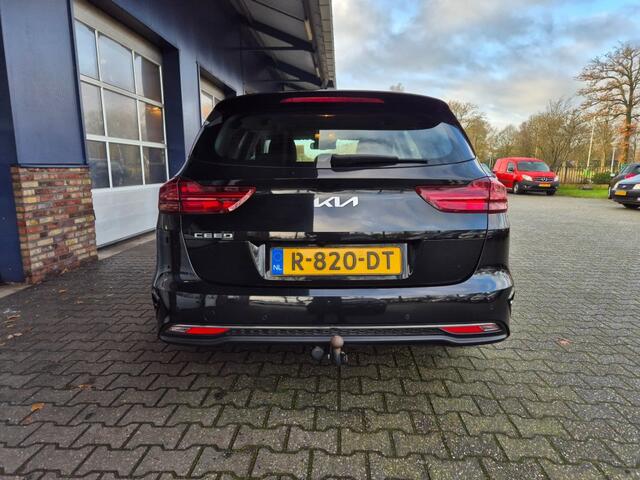 KIA CEE D 1.5 T-GDI DYNAMICLINE, TREKHAAK, CAMERA, APPLECARPLAY/ANDROID AUTO, ALL IN PRIJS.