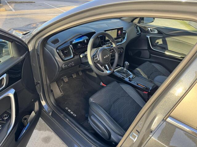 KIA CEE D Ceed Sportswagon 1.0 T-GDi Design Edition Demo auto ! | BTW Auto | Snel rijden ! | KM stand kan iets varieeren !