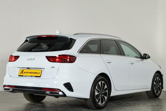 KIA CEE D Ceed Sportswagon 1.6 GDI PHEV DynamicLine / LED / Aut / ACC / Navi / CarPlay / Cam