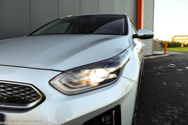 KIA CEE D Ceed Sportswagon 1.6 GDI PHEV advance plus line stoel+stuur verw.12 maanden volledige garantie