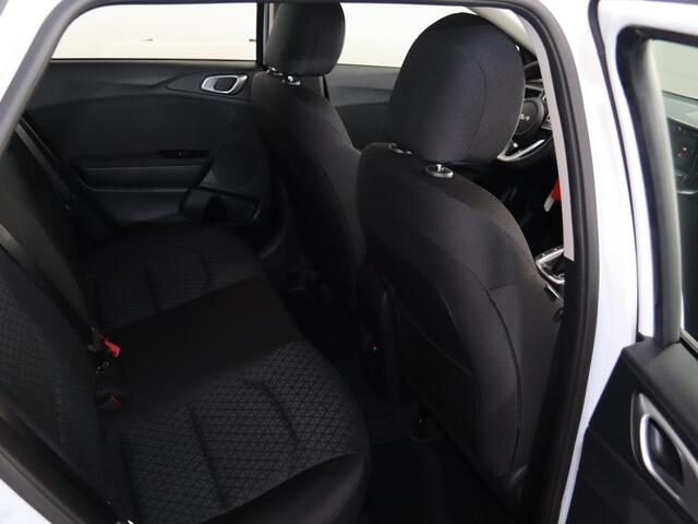 KIA CEE D Ceed SW 1.0 T-GDi ComfortLine | Klimaatregeling | Dakrails | Cruise control | Achteruitrijcamera | Navigatie |