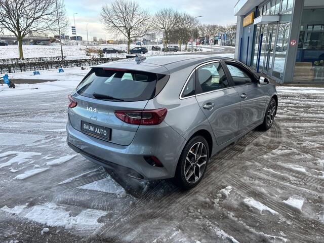 KIA CEE D 1.5 T-GDI AUTOMAAT DYNAMICLINE NAVI LMV PDC WINTERPACK