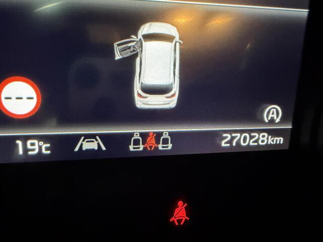 KIA CEE D Ceed Sportswagon 1.5 T-GDi DynamicLine Trekhaak, Apple Carplay/Android Auto, Navigatie, Camera.