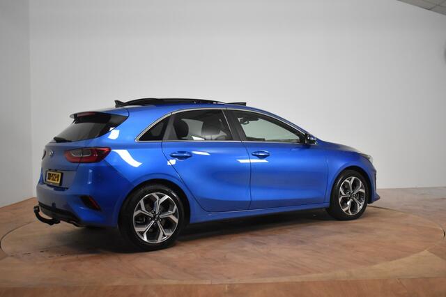 KIA CEE D Ceed 1.4 T-GDi ExecutiveLine