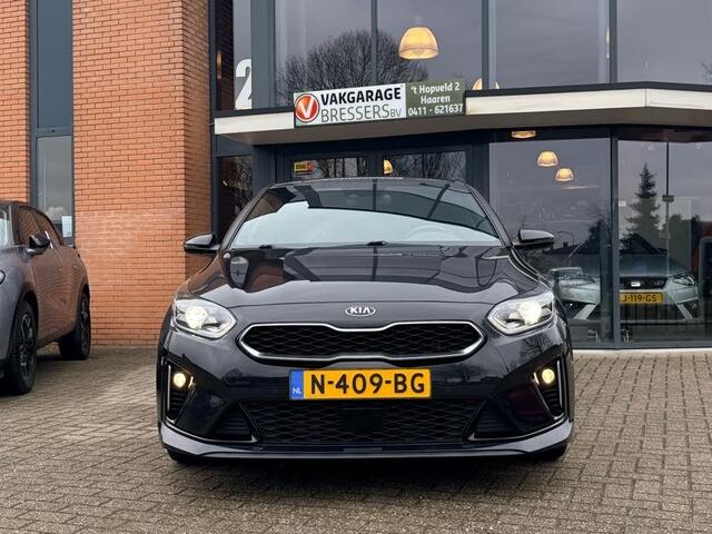 KIA CEE D Ceed 1.5 T-GDi MHEV GT-Line Business Edition