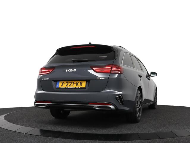 KIA CEE D Ceed Sportswagon 1.5 T-GDi GT-Line Automaat - Automatische achterklep - Keyless entry - Achteruitrij camera - Stoel/Stuur verwarming - Adaptieve cruise control - Schuif/kantel dak - Apple Carplay/Android Auto - -Fabrieksgarantie tot 12-2030