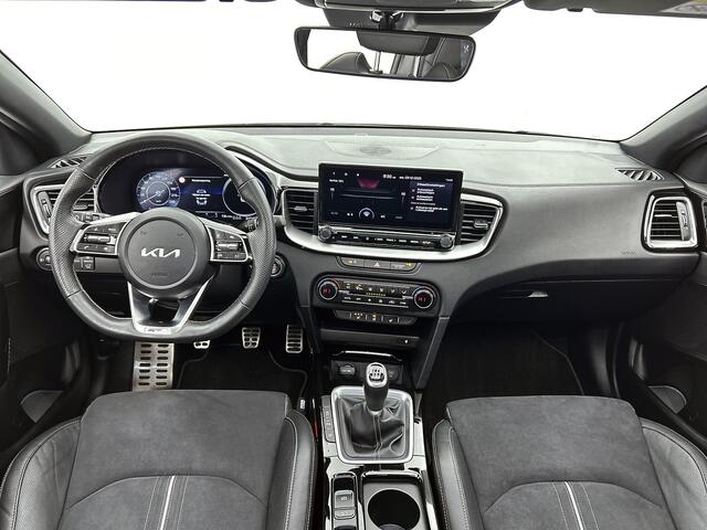 KIA CEE D Ceed Sportswagon 1.5 T-GDi GT-Line Interesse in deze Kia? Deze is uitsluitend te bezichtigen op basis afspraak in Kia Etten-leur