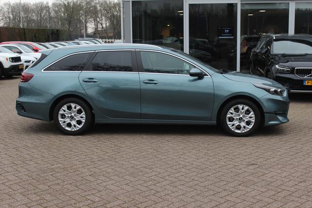 KIA CEE D Ceed Sportswagon 1.5 T-GDi DynamicLine / Trekhaak / Camera / Navigatie / 16'' / LED Koplampen / DAB / ACC