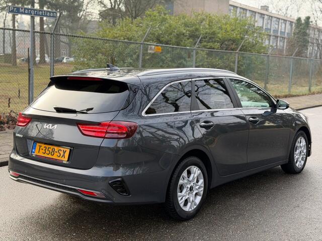 KIA CEE D 1.5 T-GDI MHEV DYN+L - Autm - Incl BTW - 2023 !!!