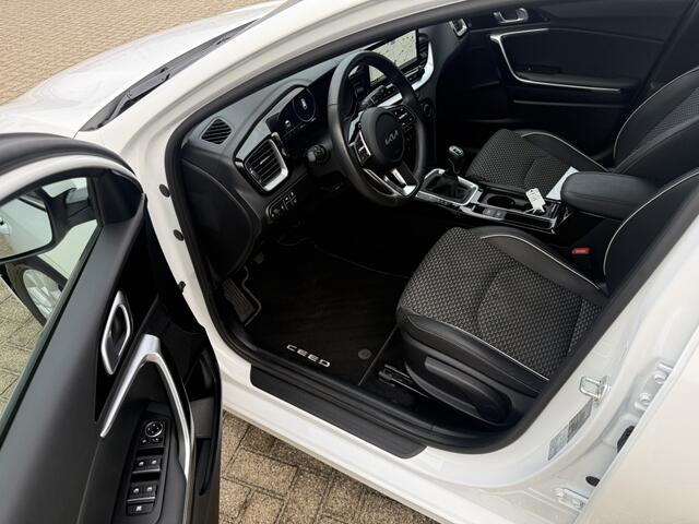 KIA CEE D Ceed Sportswagon 1.0 T-GDi DynamicPlusLine Navi + Camera - ZEER COMPLEET!