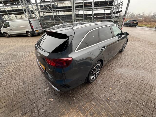 KIA CEE D 1.6 GDI PHEV DYN+L.