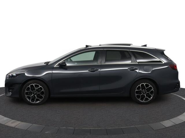 KIA CEE D Ceed Sportswagon 1.5 T-GDi GT-Line Schuif/kanteldak - Camera - Navigatie - Apple Carplay - Android Auto 7 Jaar of 150.000km Fabrieksgarantie