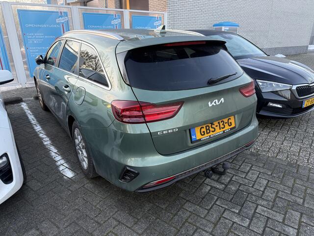 KIA CEE D Ceed Sportswagon 1.0 T-GDi DynamicPlusLine / Trekhaak / Camera / Navi / All Season / Stoel&Stuurverw.