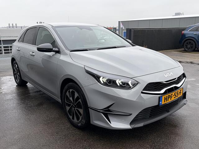 KIA CEE D Ceed 1.0 T-GDi Design Edition BTW-auto, Nieuw geleverd, Dodehoekdetectie, Stoel- & Stuurwiel verwarmd, Privacy glass, LMV