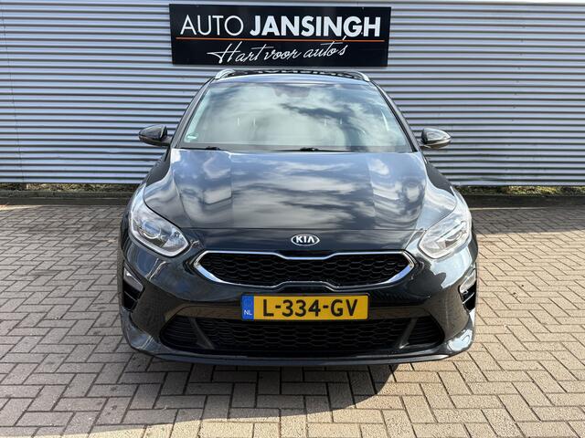 KIA CEE D Ceed Sportswagon 1.5!! T-GDi DynamicLine met 1400 kg trekgewicht! | Camera | Trekhaak | Navi | Cruise | Apple Carplay/Android Auto | Rijstrooksensor | RIJKLAARPRIJS INCL 12 MAANDEN GARANTIE EN BEURT