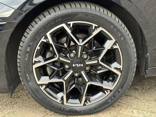 KIA CEE D Ceed Sportswagon 1.5 T-GDi GT-Line I INCL. ¤ 850,00 AFL.KOSTEN + BOVAG GARANTIE