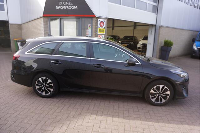 KIA CEE D Ceed Sportswagon 1.6 GDI PHEV DynamicLine Automaat
