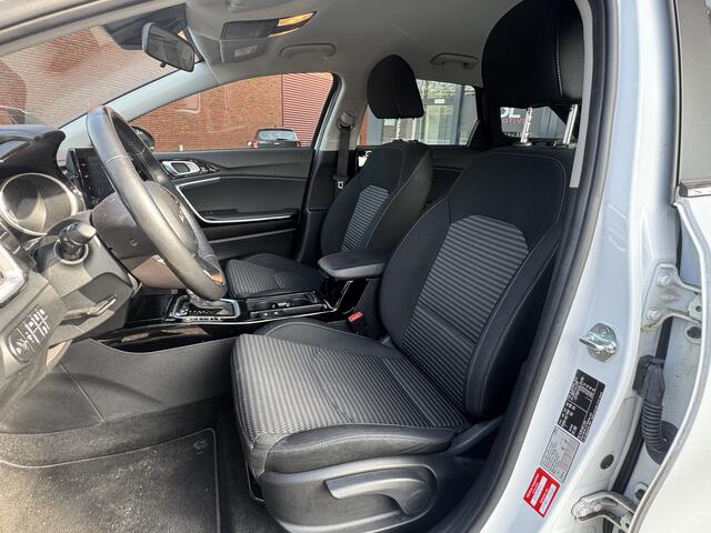 KIA CEE D Ceed Sportswagon 1.6 GDI PHEV DynamicPlusLine // KEYLESS // CAMERA+SENSOREN // STOEL+STUURVERWARMING // CARPLAY //