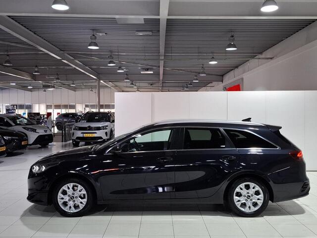 KIA CEE D Ceed Sportswagon 1.5 T-GDi DynamicPlusLine Stoel en Stuur verwarming, Apple Carplay/Android Auto, Navigatie, Camera.