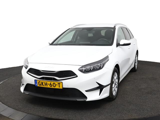 KIA CEE D Ceed Sportswagon 1.5 T-GDi DynamicPlusLine - Lichtmetalen Velgen - LED - Cruise Control - Stoel/Stuurverwarming - Dodehoek Detectie - Fabrieksgarantie Tot 2031