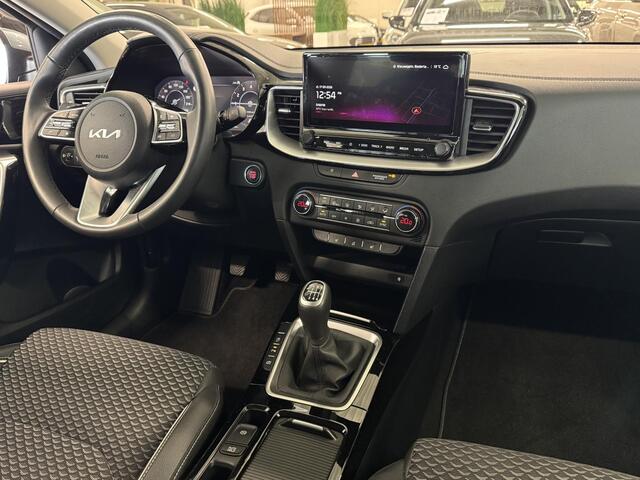 KIA CEE D Ceed Sportswagon 1.0 T-GDi DynamicPlusLine | Camera | Clima | Stoel/Stuur verwarming | Navi | ACC | Elektrische kofferklep | ( Vestiging - Nieuwegein )