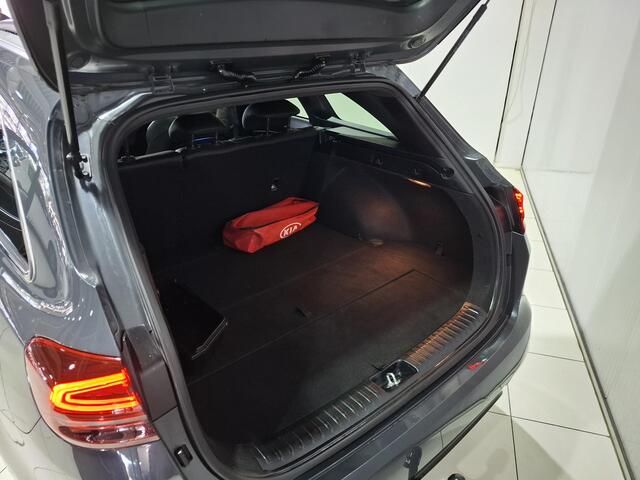 KIA CEE D Ceed Sportswagon 1.4 T-GDi GT-Line Trekhaak, Stoel en Stuur verwarming, Schuif kantel dak.