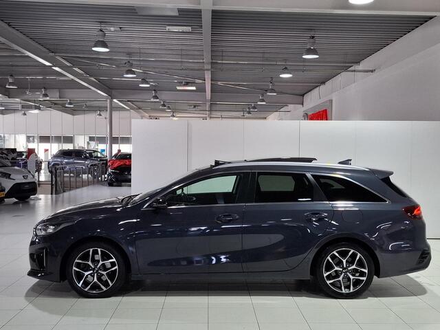 KIA CEE D Ceed Sportswagon 1.4 T-GDi GT-Line Trekhaak, Stoel en Stuur verwarming, Schuif kantel dak.