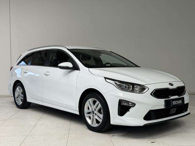 KIA CEE D Ceed Sportswagon 1.4 T-GDi DynamicPlusLine | Navigatie | Trekhaak | Camera | Stoelverwarming | All-Season Banden |