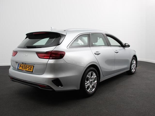 KIA CEE D Ceed Sportswagon 1.0 T-GDi DynamicLine Climate control | Cruise control | Lane assist | Parkeersensor achter | Camera | Navigatie | Lichtmetalen velgen | Apple Carplay/ Android Auto