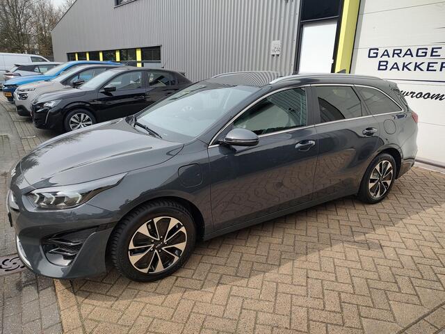 KIA CEE D Ceed Sportswagon 1.6 GDI PHEV DynamicPlusLine Navigatie Stoel/Stuurverwarming Carplay Led Camera