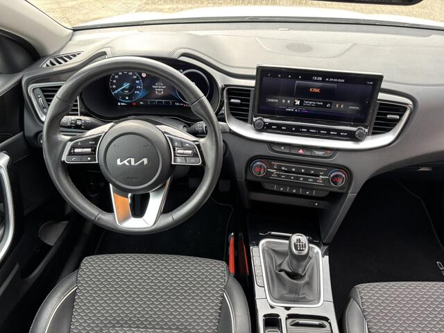 KIA CEE D Ceed Sportswagon 1.5 T-GDi DynamicPlusLine / Android Auto/Applecarplay / Digital Cockpit / Stoel & Stuurverwarming /