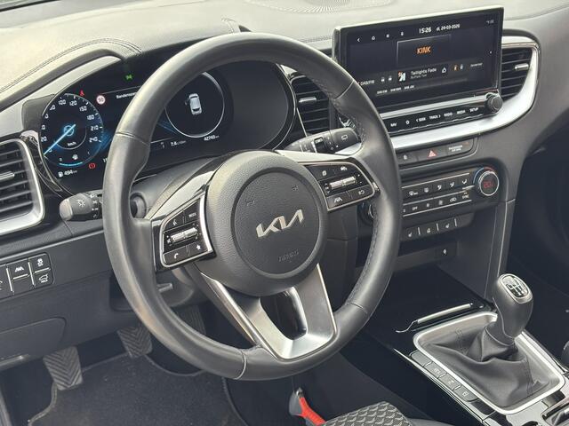 KIA CEE D Ceed Sportswagon 1.5 T-GDi DynamicPlusLine / Android Auto/Applecarplay / Digital Cockpit / Stoel & Stuurverwarming /