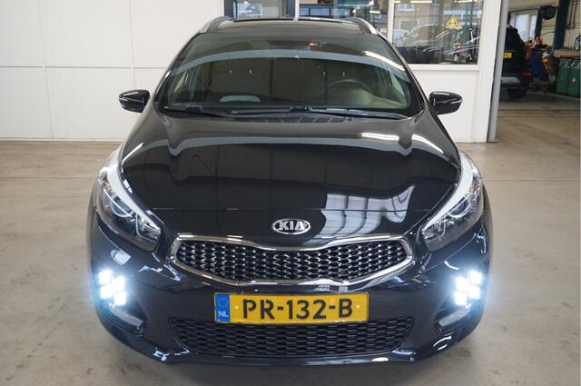 KIA CEE D cee'd Sportswagon 1.0 T-GDi GT-Line Summer Edition Trekhaak Schuifdak