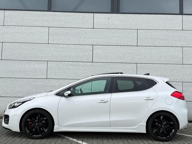 KIA CEE D cee'd 1.6 T-GDi GT DAK/CAMERA/NAVI