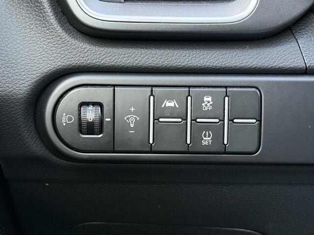 KIA CEE D Ceed Sportswagon BJR 2023 1.0 T-GDi 120 PK MHEV DynamicLine AUTOMAAT | CAMERA | FULL LED | CLIMA | CARPLAY