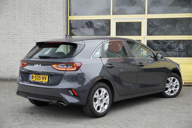 KIA CEE D Ceed 1.0 T-GDi 5drs DynamicLine BJ2022 Lmv 16" | Led V+A | Pdc | Achteruitrijcamera | App-Connect | Navi | Climate control | Cruise control | Getint glas