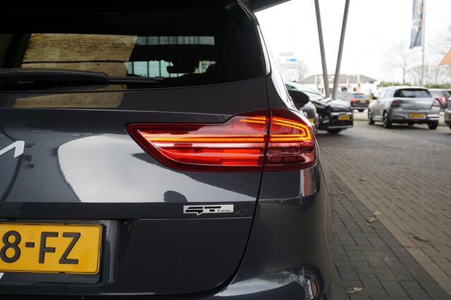 KIA CEE D Ceed Sportswagon 1.5 T-GDi GT-Line | Schuif-/kanteldak | Stoel-/stuurverwarming