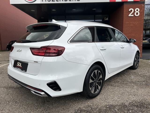 KIA CEE D Ceed Sportswagon 1.6 GDI PHEV DynamicLine // FULL LED // APPLE CARPLAY / ANDROID AUTO // ADAPTIVE CRUISE // KEYLESS // STOEL + STUURVERWARMING