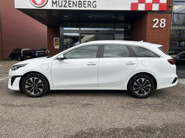 KIA CEE D Ceed Sportswagon 1.6 GDI PHEV DynamicLine // FULL LED // APPLE CARPLAY / ANDROID AUTO // ADAPTIVE CRUISE // KEYLESS // STOEL + STUURVERWARMING