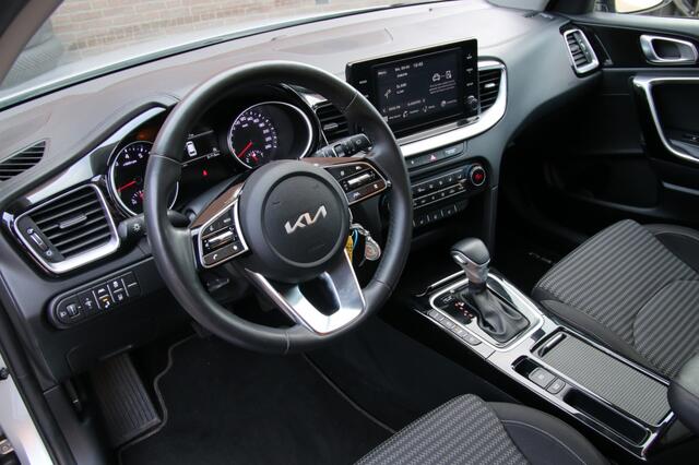 KIA CEE D Ceed Sportswagon 1.5 T-GDi MHEV Dyn+L