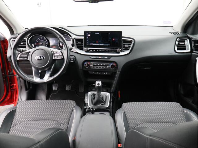 KIA CEE D Ceed Sportswagon 1.5 T-GDi DynamicPlusLine/ trekhaak/ zeer mooi!