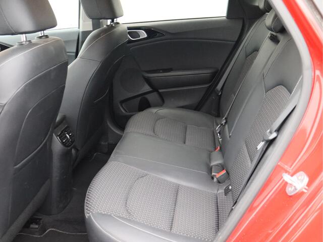 KIA CEE D Ceed Sportswagon 1.5 T-GDi DynamicPlusLine/ trekhaak/ zeer mooi!