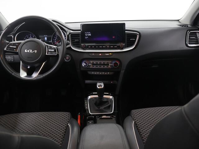KIA CEE D Ceed Sportswagon 1.0 T-GDi DynamicPlusLine | Stoel/Stuurwielverwarming | Dodehoek Detectie | Keyless Go | Elektrische Achterklep | Climate Control